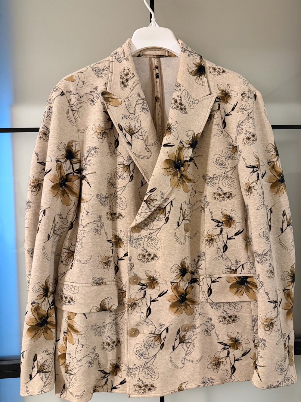 INC International Concepts Slim Fit Blazer
Size S Floral Beige Black Gold